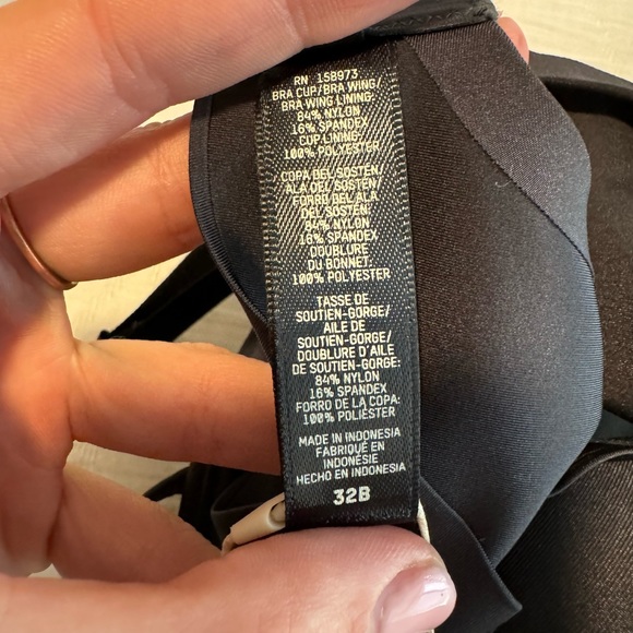 NWT Skims Ultimate Bra Nipple Push-up Bra Onyx Black 32B - Picture 12 of 12